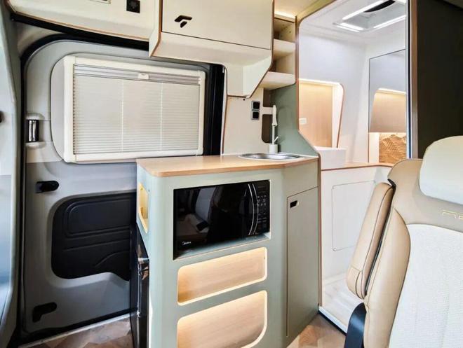 营车越界R3房车颜值品质没得说新葡京一款超赞的小而美精致露