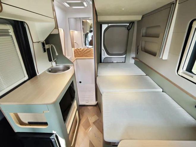 营车越界R3房车颜值品质没得说新葡京一款超赞的小而美精致露(图2) 营车越界R3房车颜值品质没得说新葡京一款超赞的小而美精致露(图2)