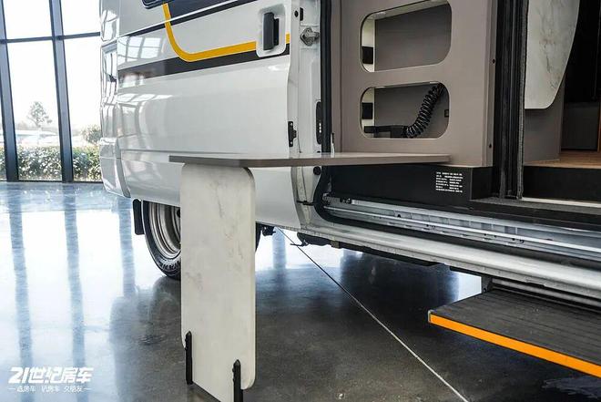 ！B型房车全能利器大驰房车大腕200F新葡京网上赌场2598万起的“堆料王”(图4)