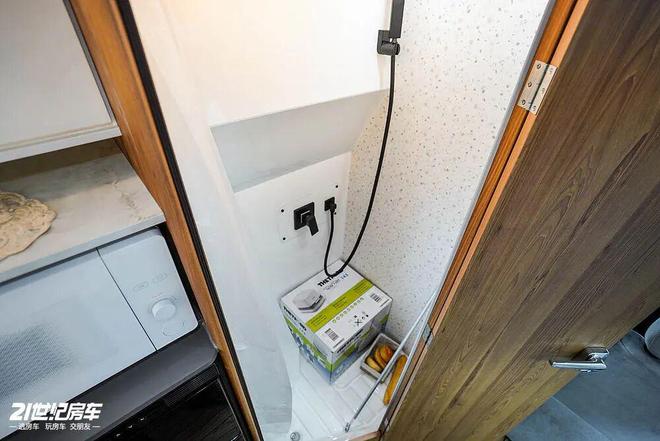 !B型房车全能利器大驰房车大腕200F新葡京网上赌场2598万起的“堆料王”(图10) !B型房车全能利器大驰房车大腕200F新葡京网上赌场2598万起的“堆料王”(图10)