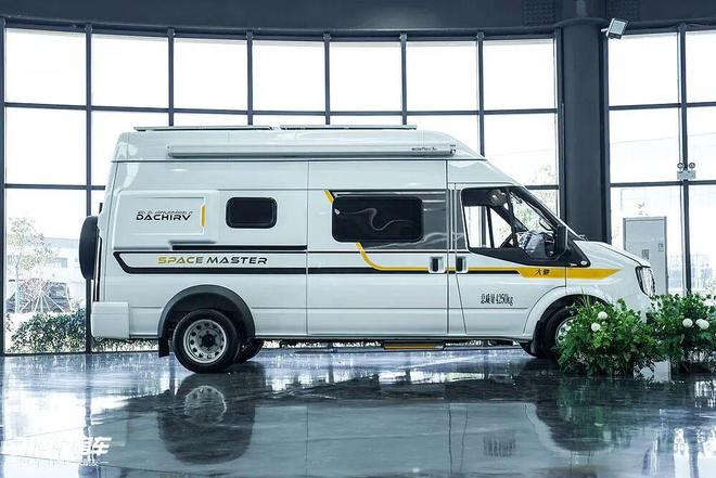 ！B型房车全能利器大驰房车大腕200F新葡京网上赌场2598万起的“堆料王”(图6)