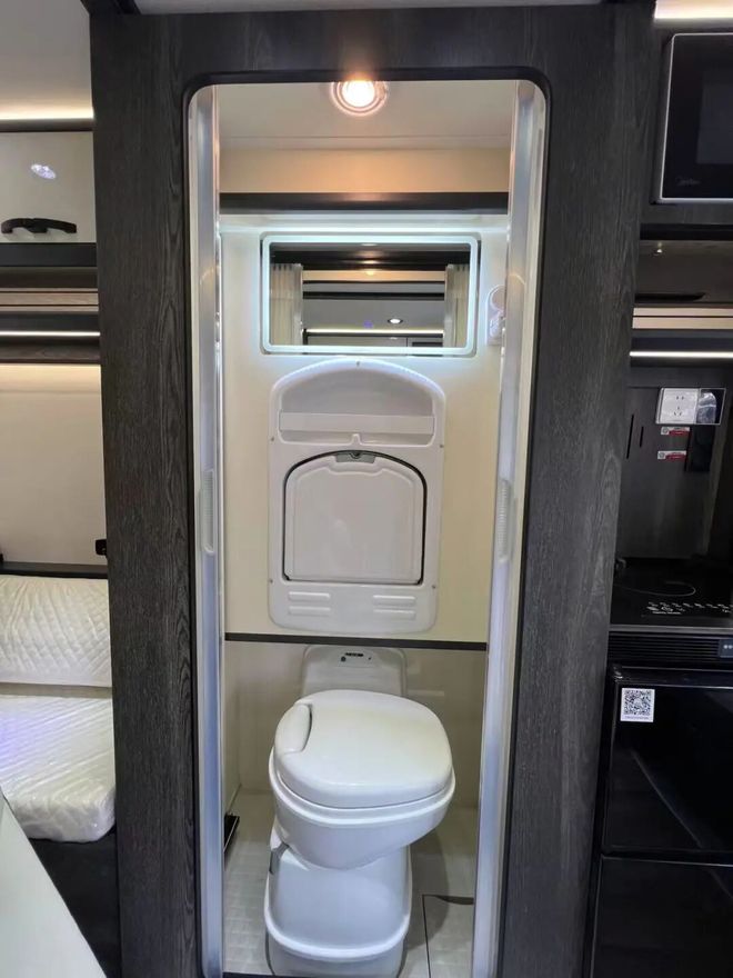 板！蓝牌C照开着走满配生活不打折澳门新葡