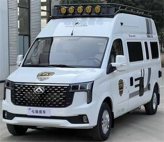 板！蓝牌C照开着走满配生活不打折澳门新葡京app20万级房车天花(图6)